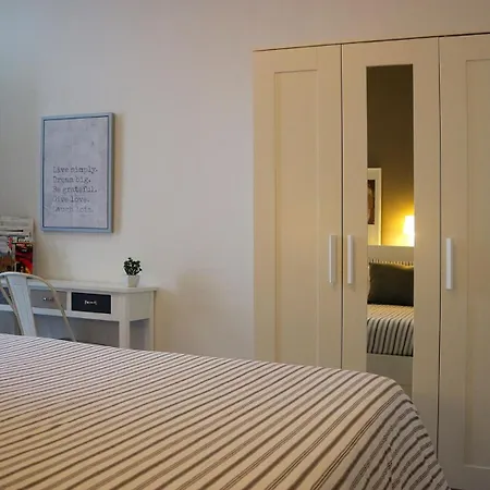 Apartment Giallo *