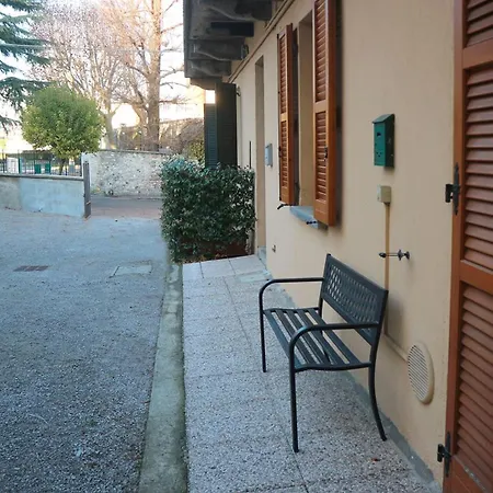 Apartment Giallo *